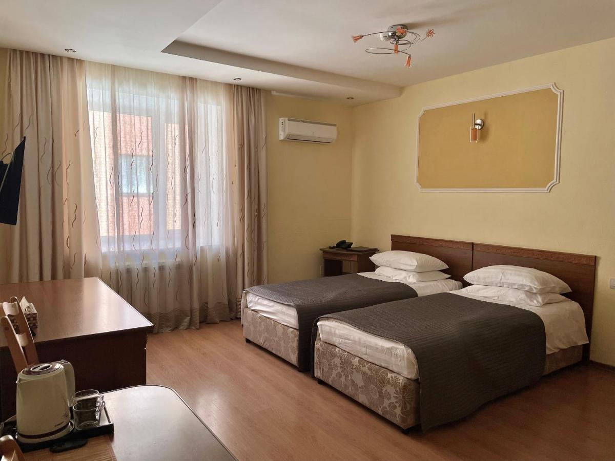 Hotel Gloria Standard Borovoje Kültér fotó